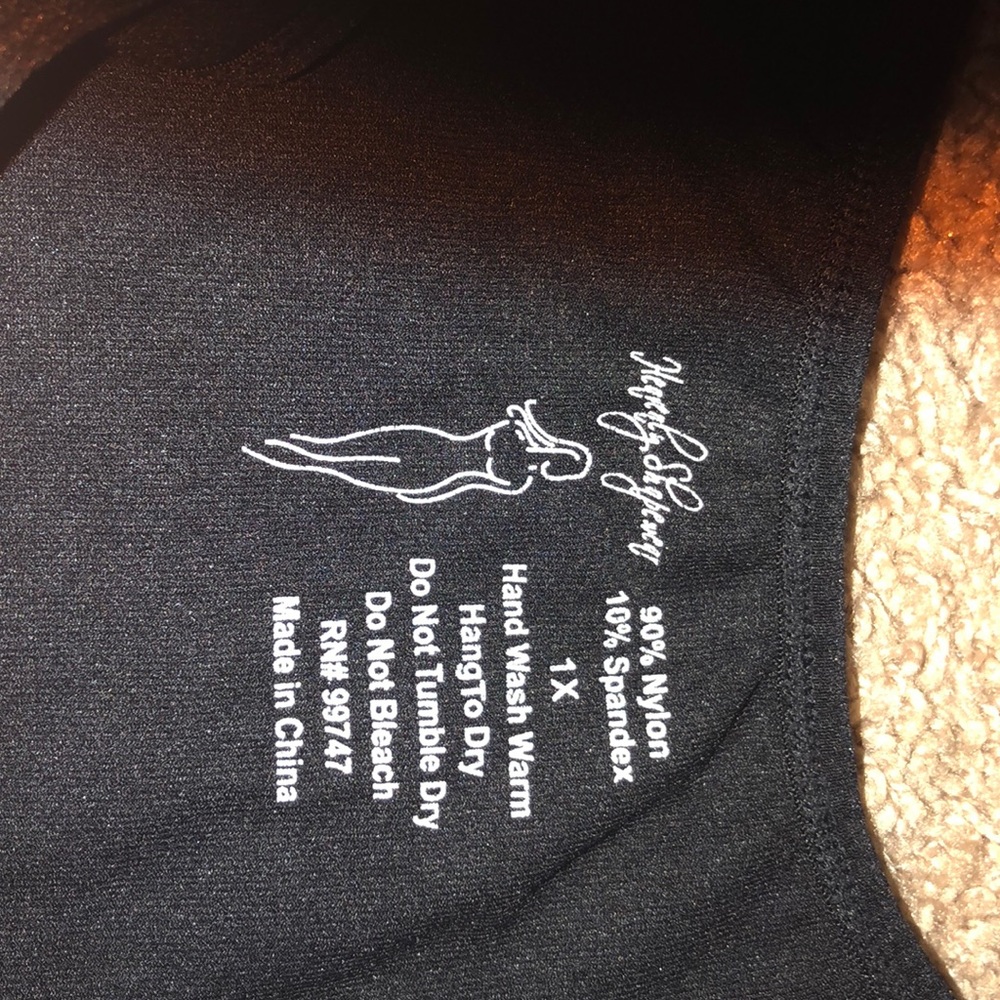 Body Shapers - image 2